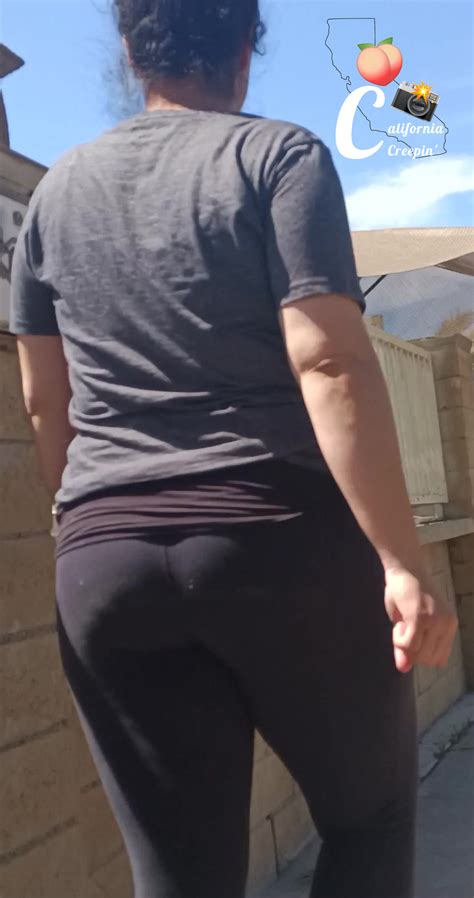 Cute Latina In Black Leggings Spandex Leggings Yoga Pants Forum