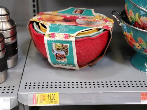 Up To 65 Off The Pioneer Woman Kitchen Accessories And Decor At Walmart