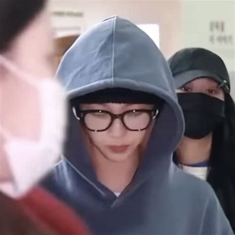 Anaya On Twitter The Blonde We Re Fucking Up Omg