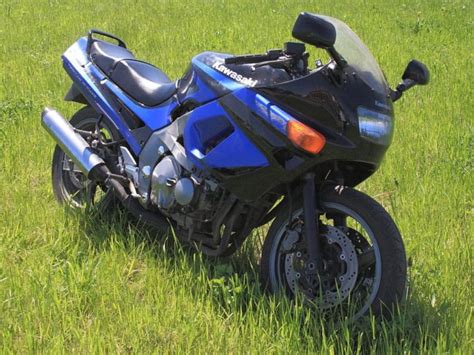 Kawasaki ZZR 400: технические характеристики, отзывы, фото