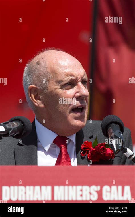 Alan cummings hi-res stock photography and images - Alamy