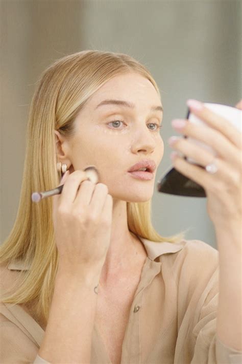 C Mo Hacerte Un Maquillaje Nude Y Verte Radiante En Minutos Vogue