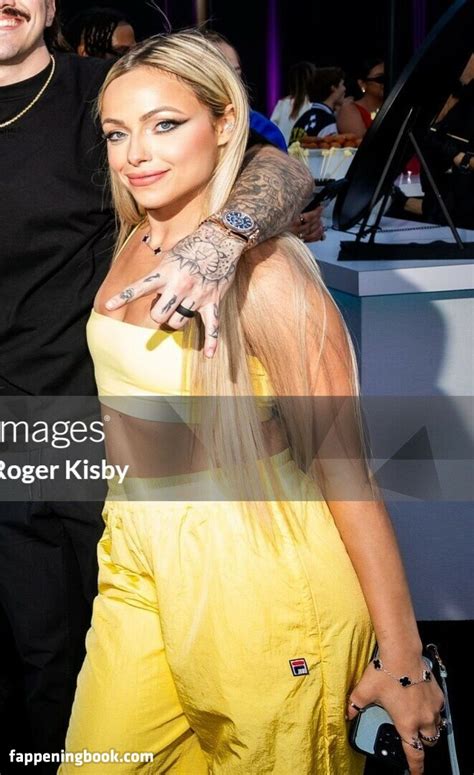 Liv Morgan Nude OnlyFans Leaks Fappening FappeningBook