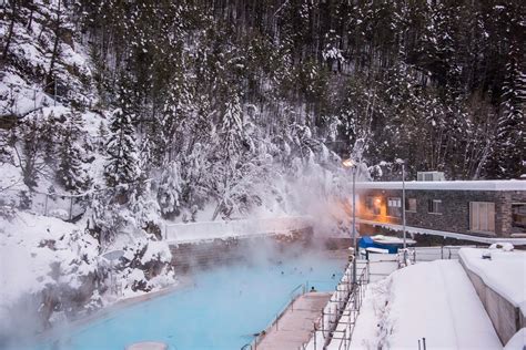 11 Canadian Hot Springs Worth Visiting - Landsby