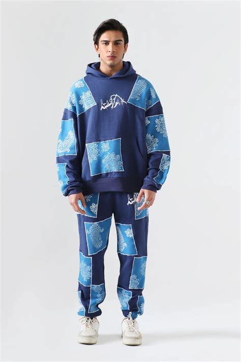 Pin by Lea on EM Sprint | Clothing photography, Clothing brand, Clothes