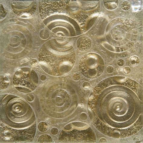Golden Bubbles Option I – Kepka Art