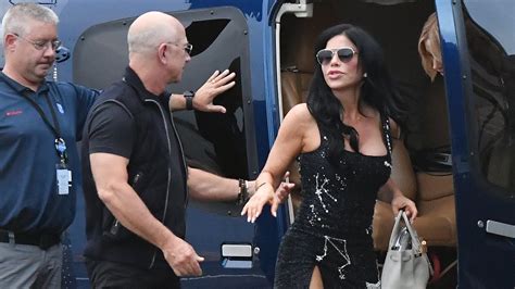 Lauren Sanchez shows off her athletic physique in black mini dress as ...