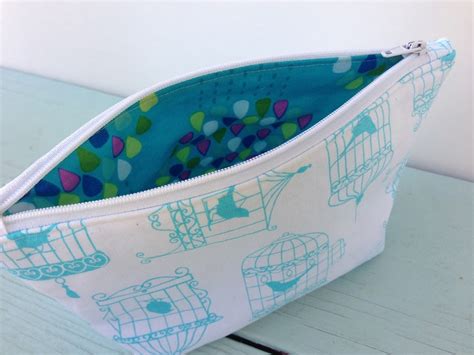 My Favorite Zipper Pouch Tutorial