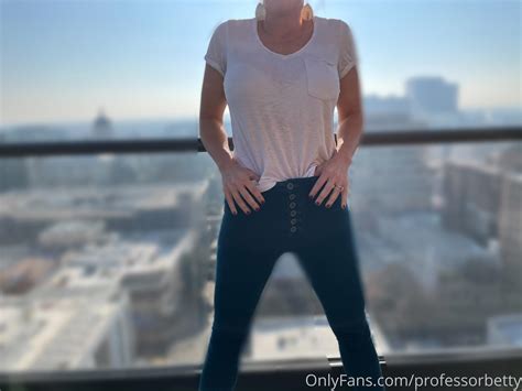 Professor Betty Lismuhree Nude OnlyFans Leaks 30 Photos TheFappening