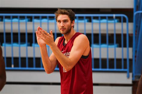 Rápido40s Journey Through Spain Arkansas Razorbacks