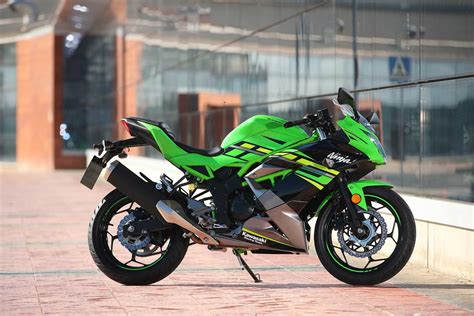 Kawasaki Ninja On Review