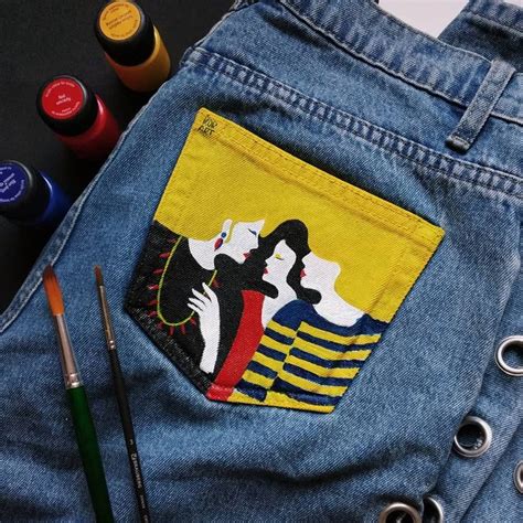 - Распишешь мне джинсы? -А почему бы и нет?) Я за то, чтобы художник ...