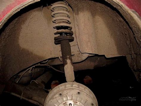 Стучат задние амортизаторы - как определить причину стука на мелких ...