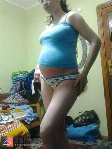 Pregnant Tart ZB Porn