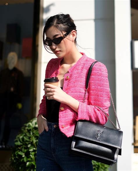 M U S C Trang Ph C Ng M Sao Vi T L Bi T Ngay M U S C Trang Ph C Ang Hot Nh T