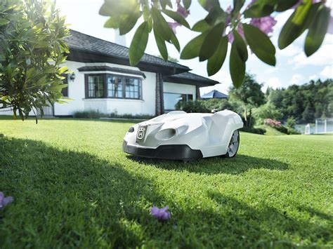 9000 Free Lawn Mower And Lawn Mower Images Pixabay