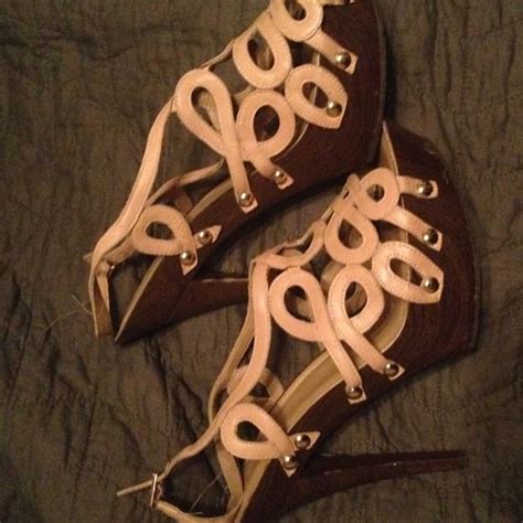 Jessica Simpson Nude Strappy Heels
