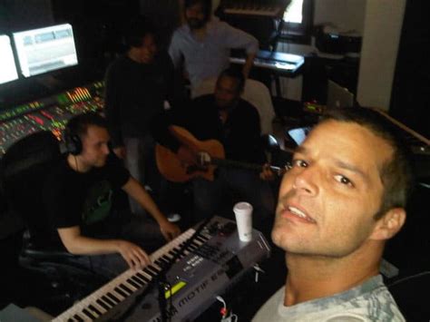 Ricky Martin Meets A Great White Shark Towleroad Gay News