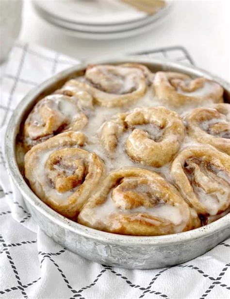 Cinnamon Rolls With Apple Pie Filling Charisse Yu