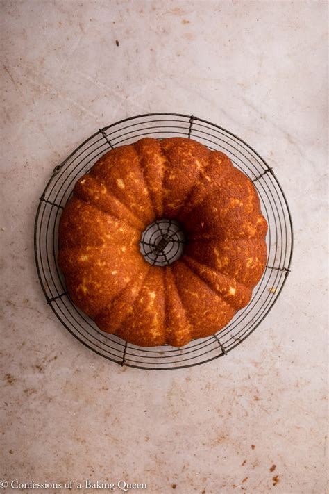 Whipped Cream Cake Confessions Of A Baking Queen