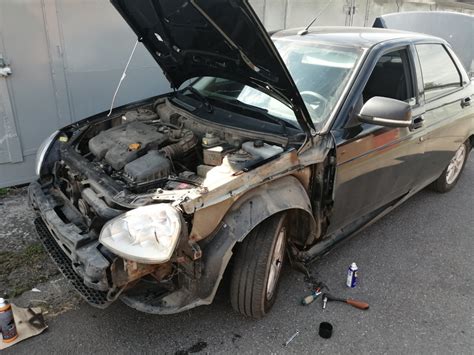 Неудачная замена крыла 😭 — Lada Приора седан, 1,6 л, 2012 года | своими ...