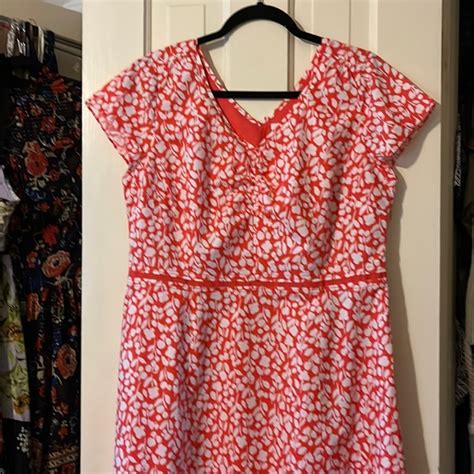 Boden Dresses Boden Floral Dress Poshmark