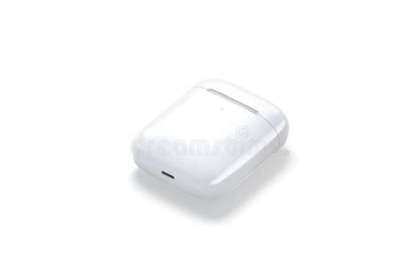 Earbuds Side View Stock Illustrations 38 Earbuds Side View Stock