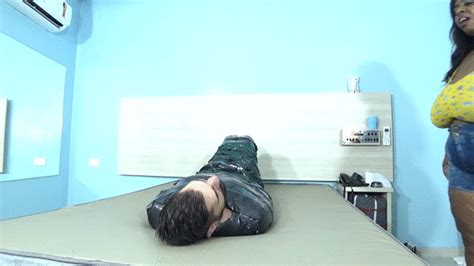 GIANT BBW INTERRACIAL FACE SITTING DOMINATION PART 1 BY THAMMY BBW AND DANIEL SANTIAGO CAM BY