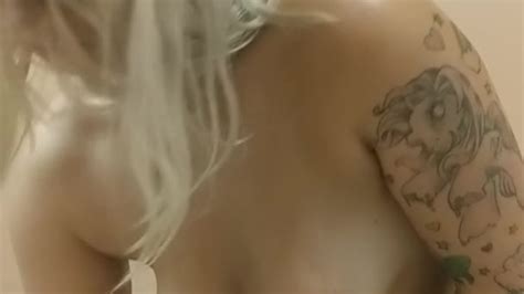 Oiled up dildo ride and squirt Vidéos Porno Gratuites YouPorn