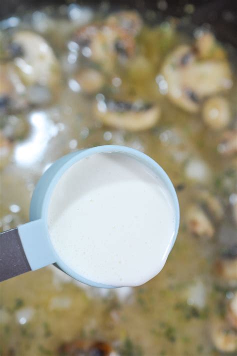 One Pot Mushroom Chicken and Rice
