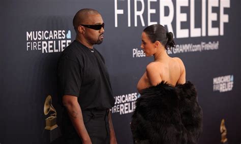 Grammys Kanye Wests Wife Bianca Censori Strips To An Almost Nude See Through Dress On