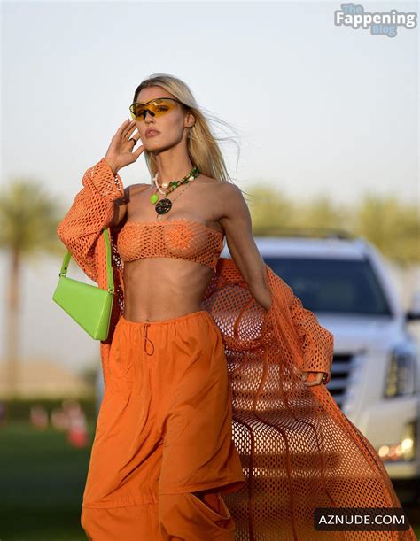 Joy Corrigan Sexy Flaunts Her Mesmerizing Tits And Figure At The Coachella Festival In Indio