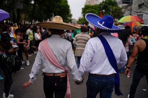 Becoming Gay In Neoliberal Mexico Compact