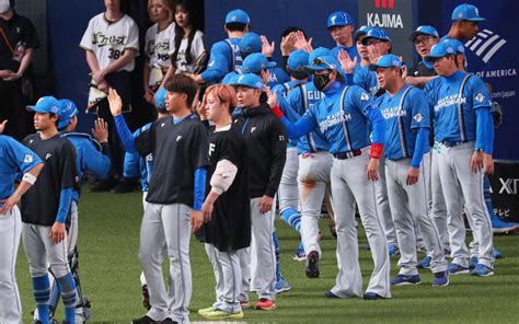 【日本ハム】「せこせこ野球」で勝利「この流れで明日も行きまーす！」新庄監督、足早に福岡へ プロ野球写真ニュース 日刊スポーツ