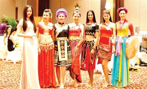 Thí sinh Hoa hậu Việt Nam 2014 Tạo dáng với áo dài bikini CHUYÊN TRANG THỂ THAO