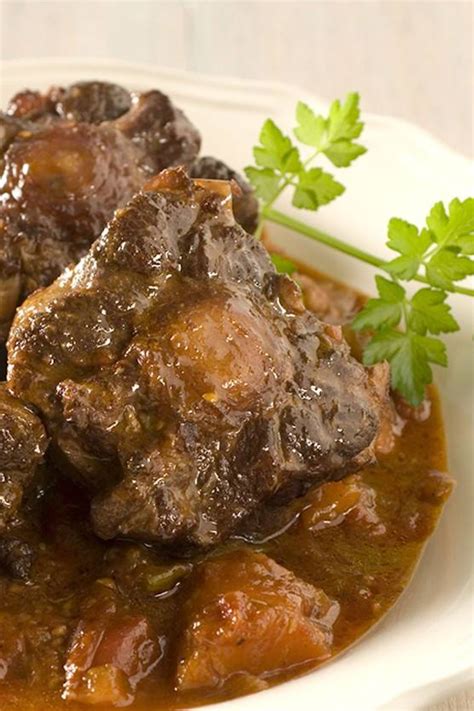 How to Make An Authentic Jamaican Oxtails Recipe