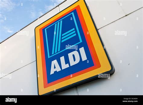 Aldi Logo Hi Res Stock Photography And Images Alamy