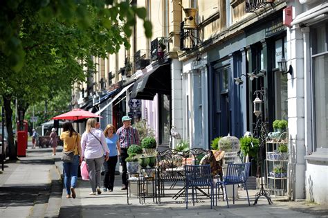 Buyers are rushing to view for sale cheltenham luxury apartments 32