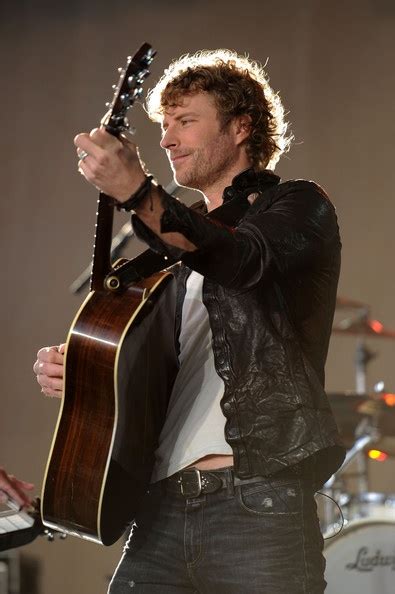 Love Dierks Bentley Dierks Bentley Country Music Country Singers