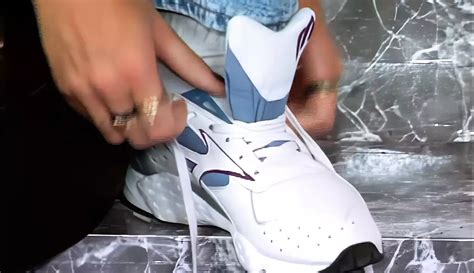 Rothaarige Mutter Schiebt Sich Vor Der Kamera Dildo In Ihre Behaarte Pussy XHamster