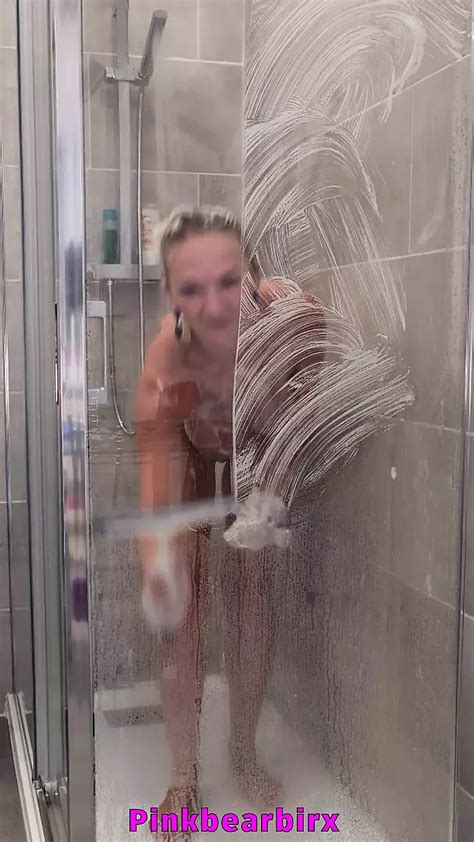 MILF Taking Butt Plug Into Her Ass And Then Taking A Shower Mature Mature Porn XHamster