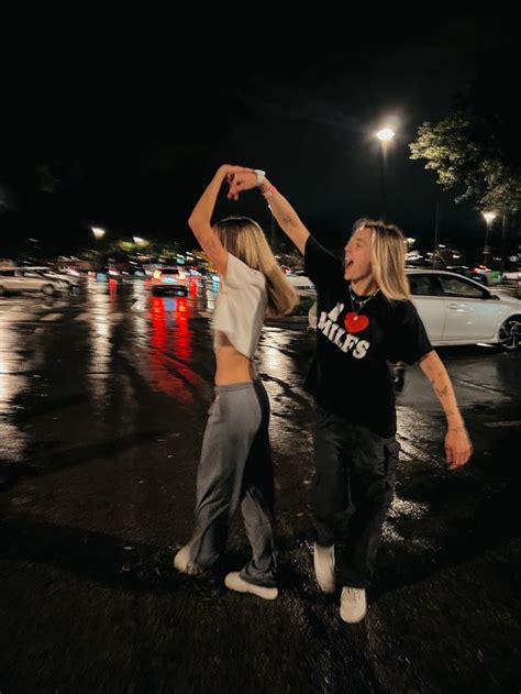 Pin By Annarcard On So Much Love Cute Lesbian Couples Girlfriend Goals Cute Couples Goals