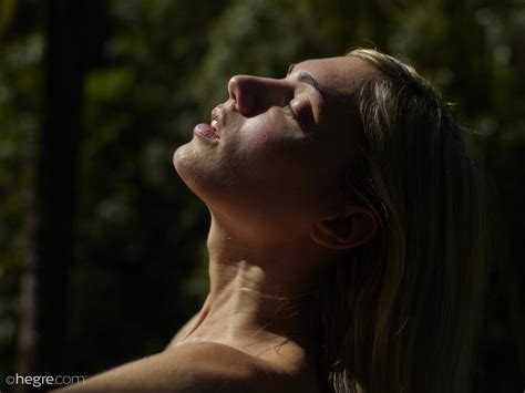 Amateur Girl Francy Sizzling Nudes 22 14000px Porn Pic