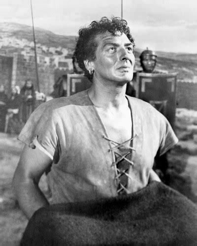 Victor Mature The Robe Posters and Photos 104340 | Movie Store