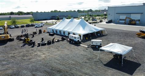 Milton Cat Hosts Customer Open House At Tonawanda Facility