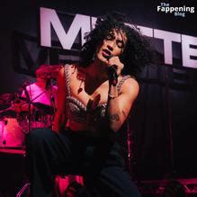 METTE TOWLEY Nude AZNude