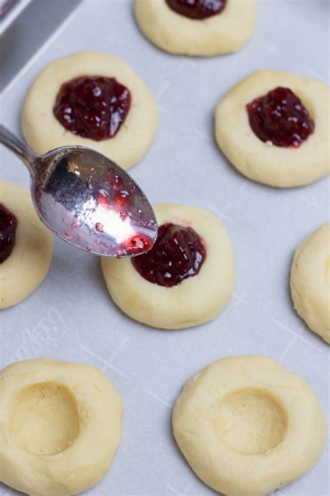 Raspberry Almond Thumbprint Cookies Artofit