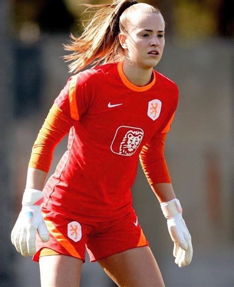 Daphne Van Domselaar Hot Soccer Girls