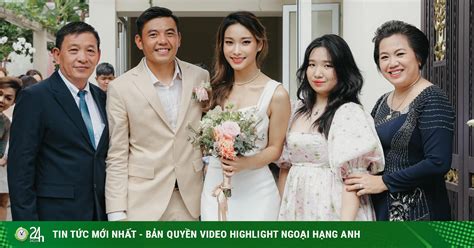 Tay vợt số Việt Nam đón niềm vui lớn đính hôn hot girl bóng rổ