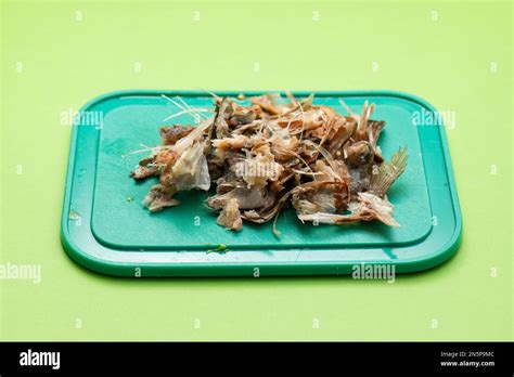 Food Waste Bin Plate Hi Res Stock Photography And Images Alamy